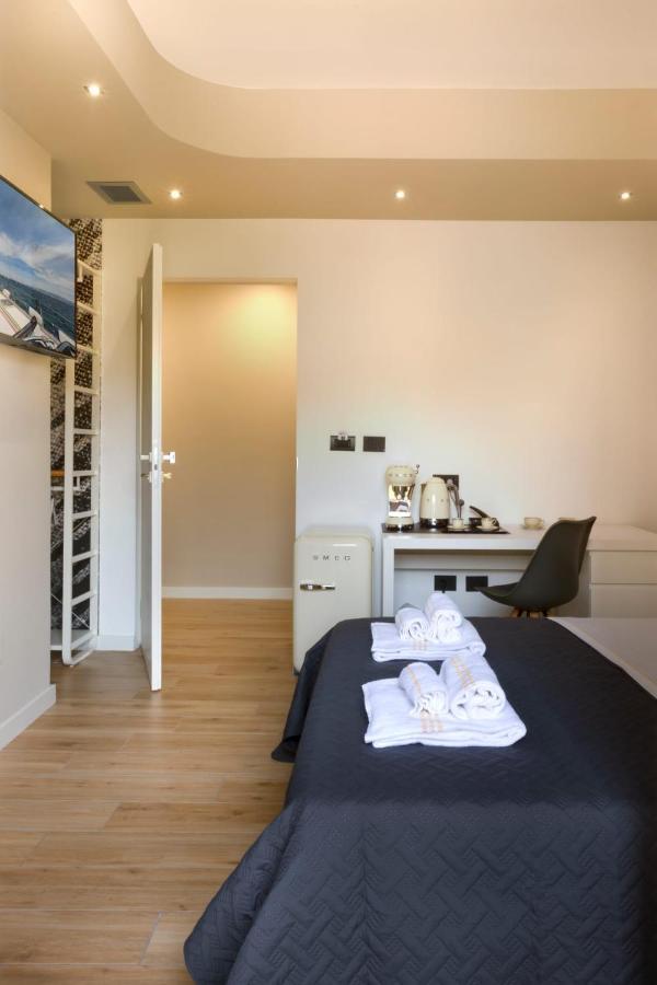 קליארי Eleonore Elegant Rooms מראה חיצוני תמונה